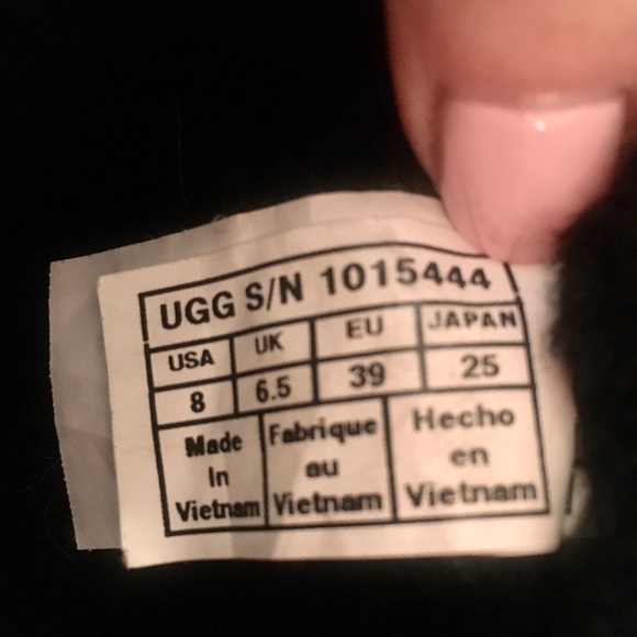 ❤️UGG ARIELLA LUXE DIAMOND TREADLITE BLACK EUC - Picture 10 of 16